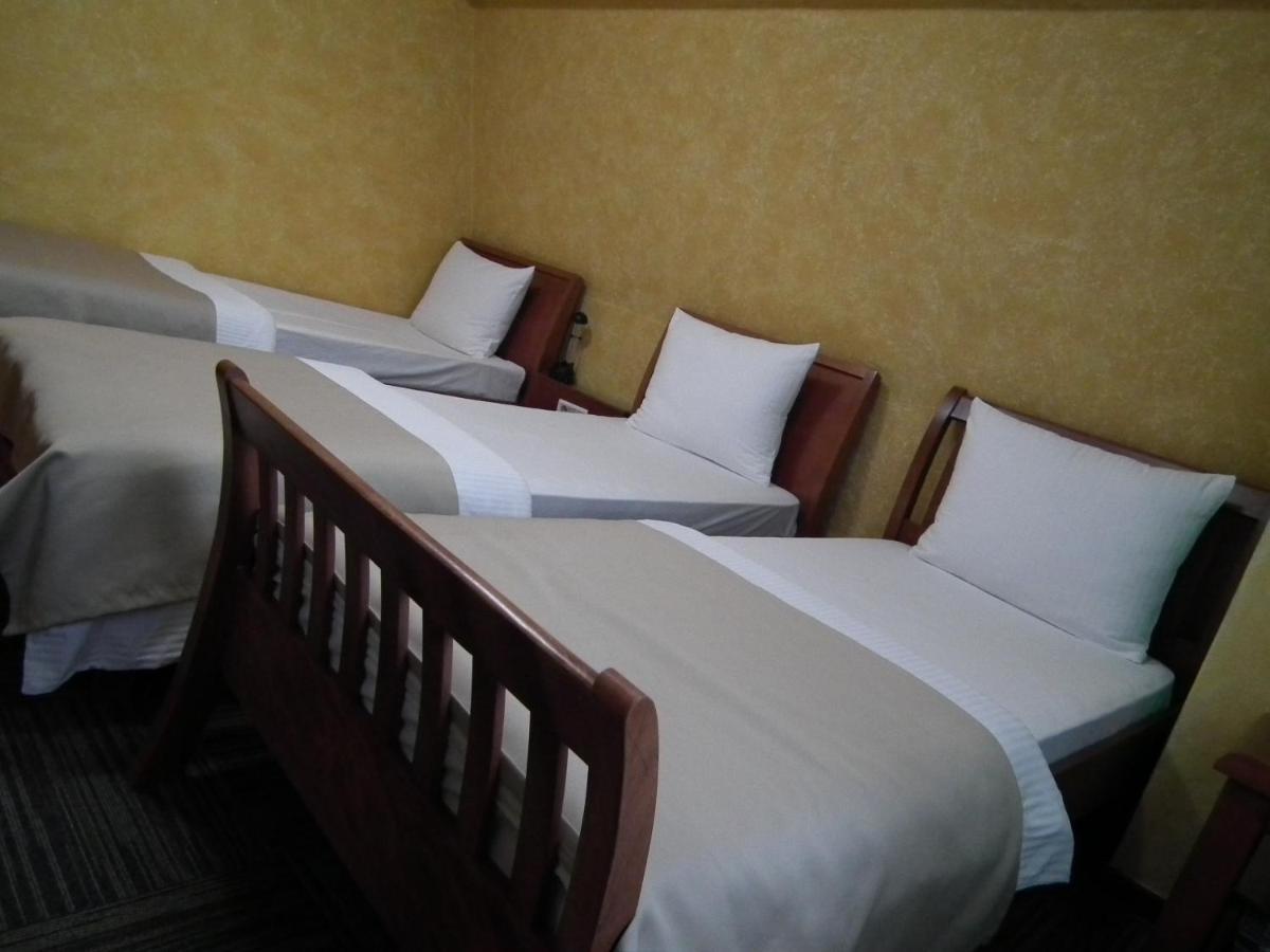 Hotel Kerber بودغوريتْسا المظهر الخارجي الصورة