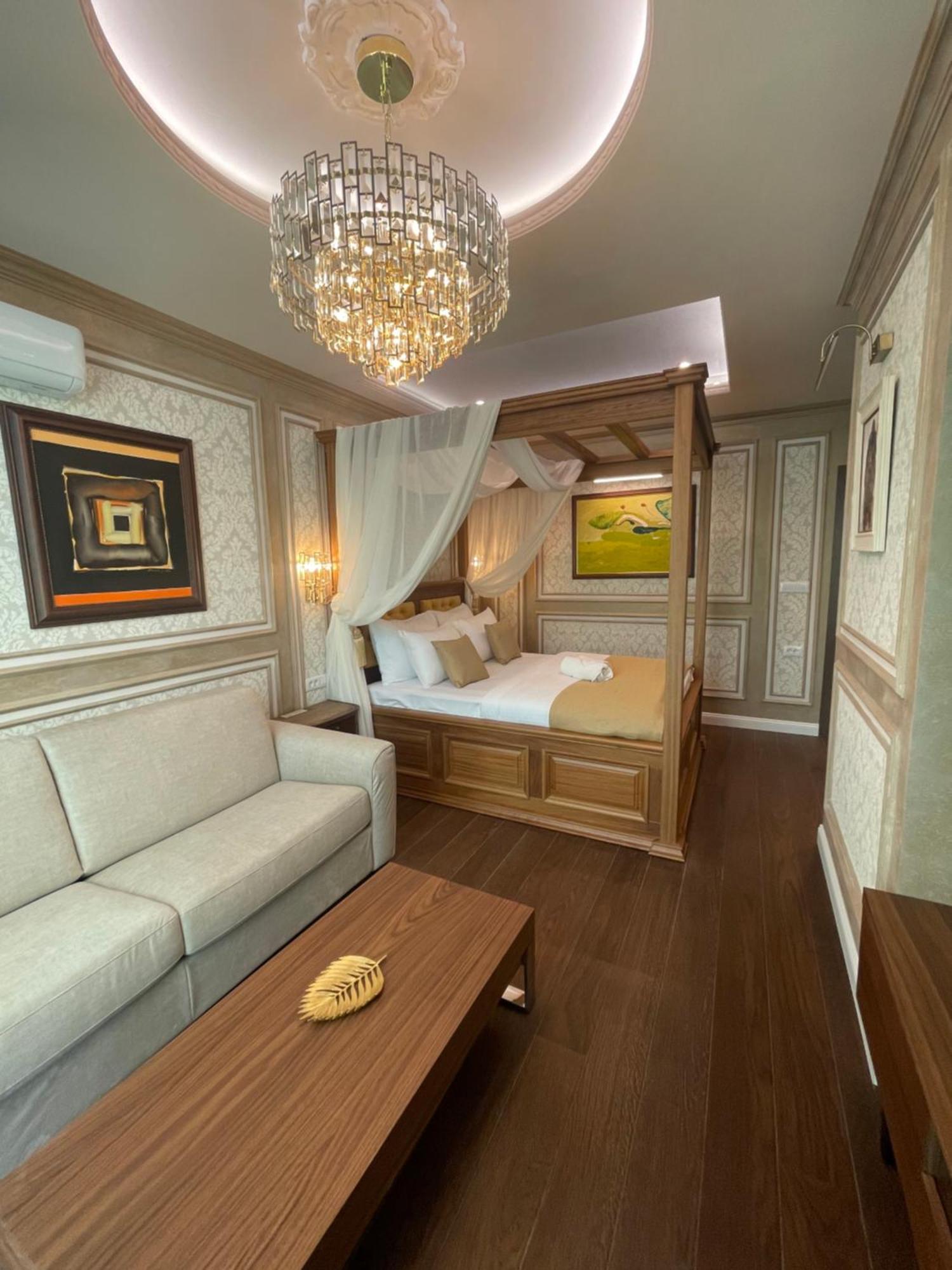 Hotel Kerber بودغوريتْسا المظهر الخارجي الصورة